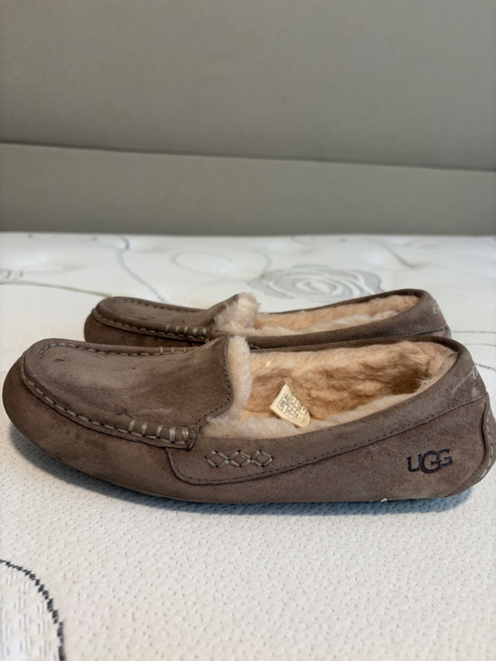 UGG Ansley sheepskin slippers in taupe